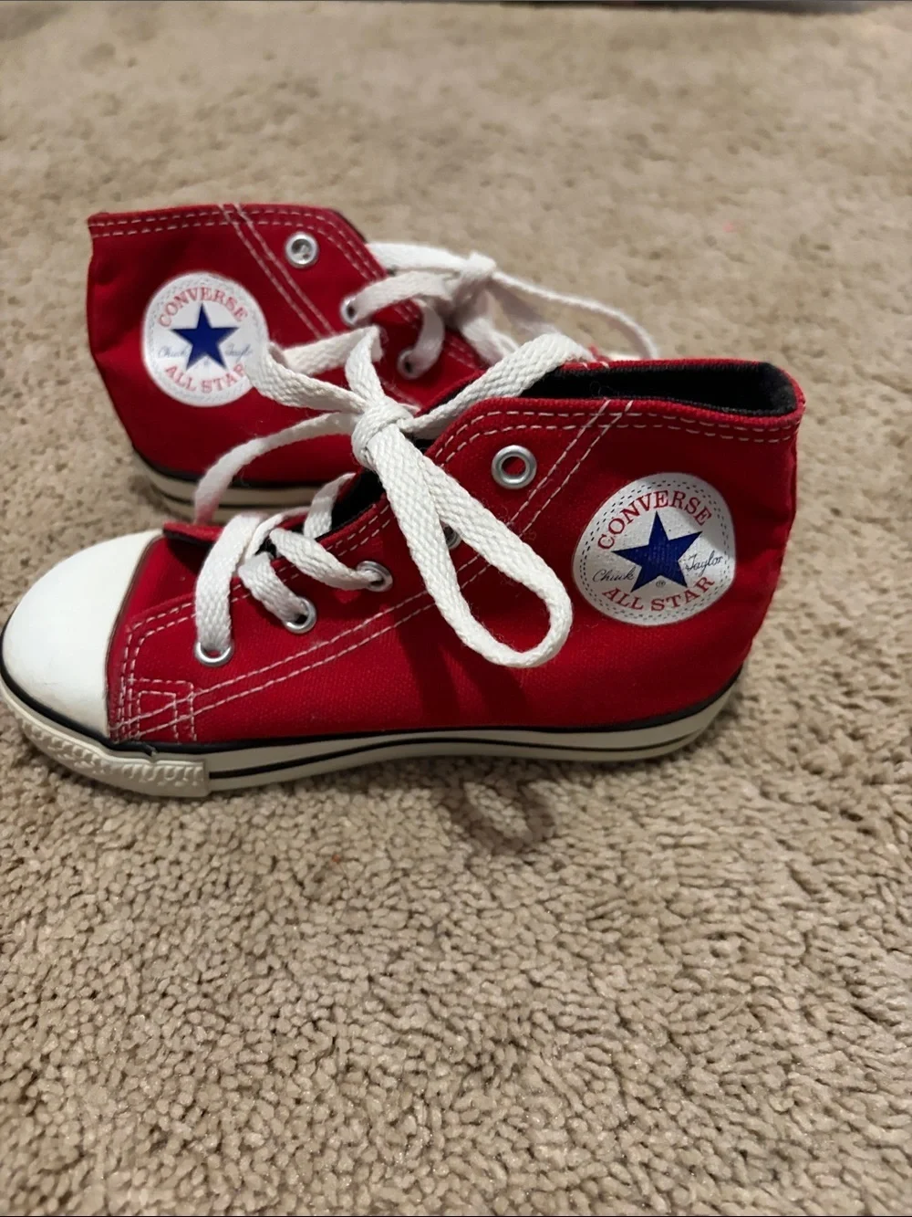 Converse all stars red toddlers size 9.5
